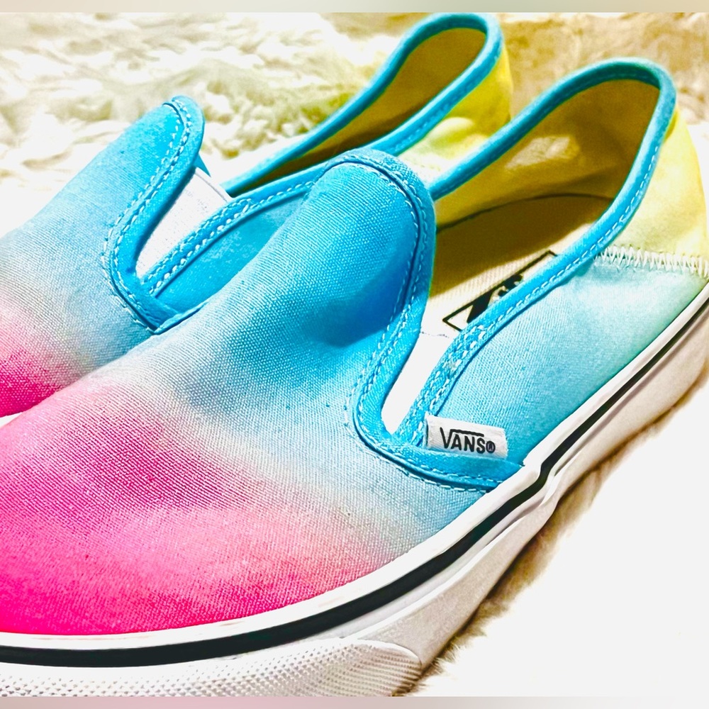 Vans Rainbow Ombré UltraCush Sneakers - Size Women 10 / Men 8.5 - Picture 3 of 5